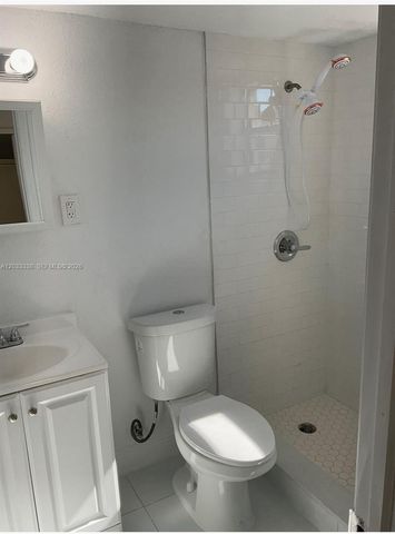 6780 SW 44th Street 2, Miami, FL 33155