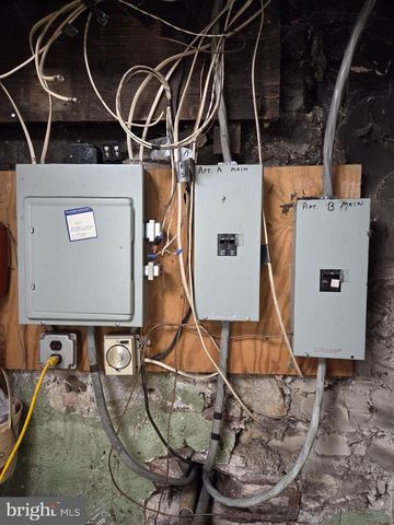 519 BETHLEHEM PIKE, Glenside, PA 19038