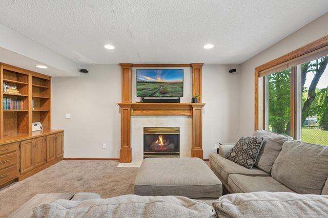 6702 120th Avenue N, Champlin, MN 55316