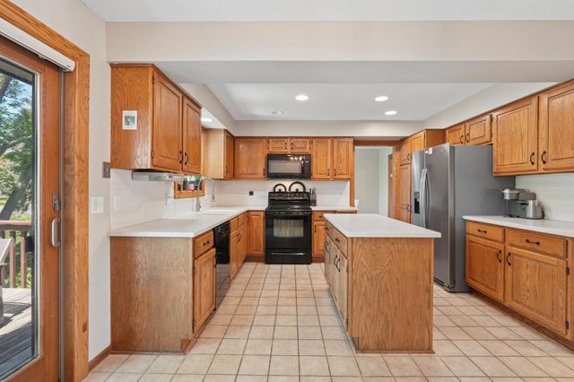 6702 120th Avenue N, Champlin, MN 55316