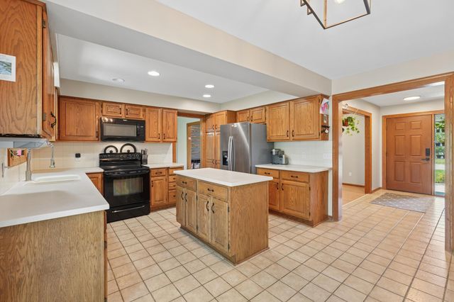 6702 120th Avenue N, Champlin, MN 55316