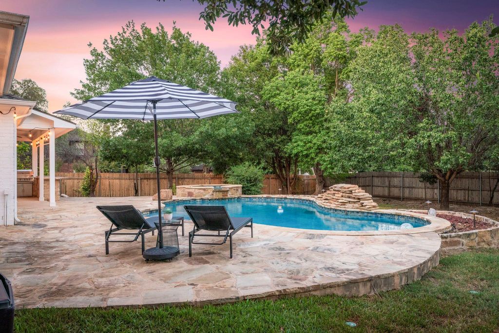 12101 Cascade Caverns TRL, Austin, TX 78739