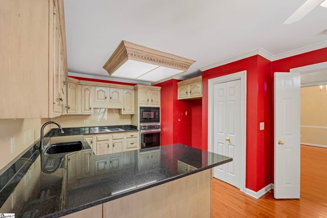 130 Glenbrooke Way, Greenville, SC 29615