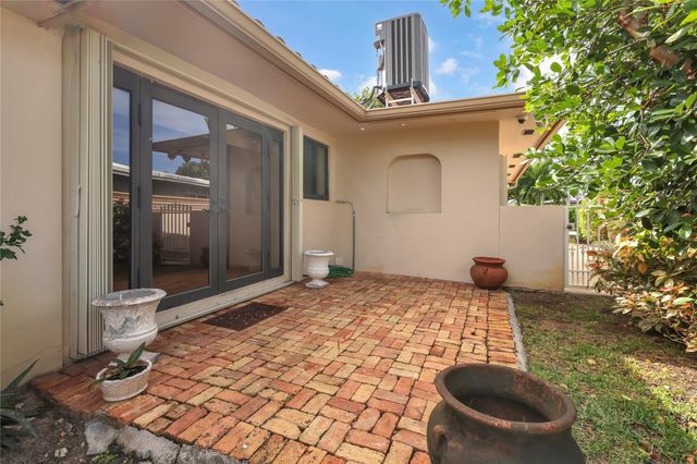 1973 Coral Gardens Dr, Wilton Manors, FL 33306