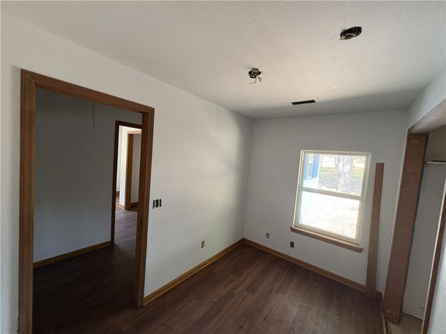 20884 N Lakeshore Drive, Springdale, AR 72764