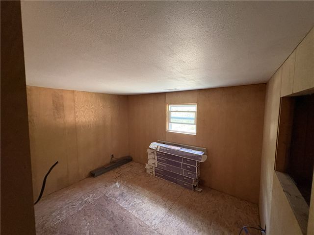 20884 N Lakeshore Drive, Springdale, AR 72764
