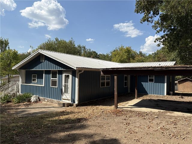 20884 N Lakeshore Drive, Springdale, AR 72764
