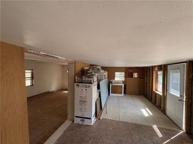 20884 N Lakeshore Drive, Springdale, AR 72764