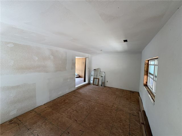 20884 N Lakeshore Drive, Springdale, AR 72764