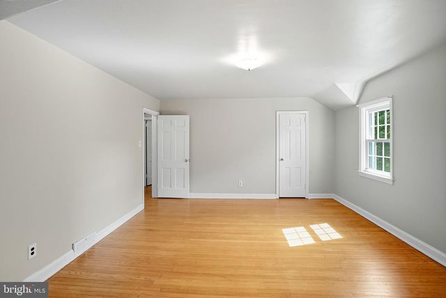 979 EDGEWOOD DR, Springfield, PA 19064