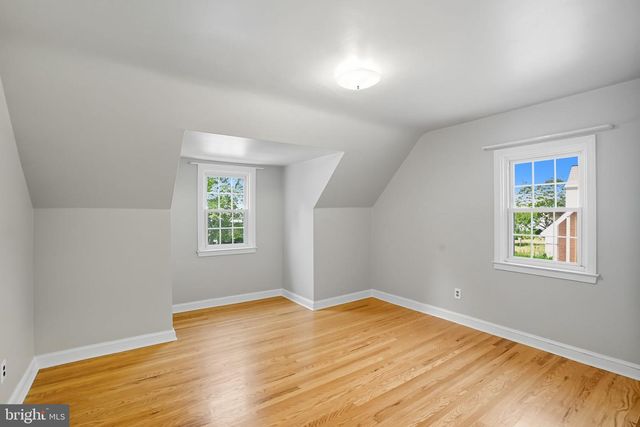 979 EDGEWOOD DR, Springfield, PA 19064