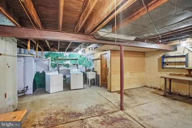 979 EDGEWOOD DR, Springfield, PA 19064