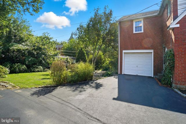 979 EDGEWOOD DR, Springfield, PA 19064