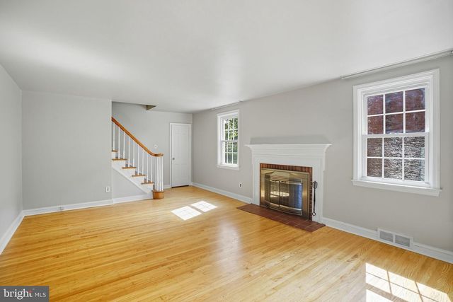 979 EDGEWOOD DR, Springfield, PA 19064