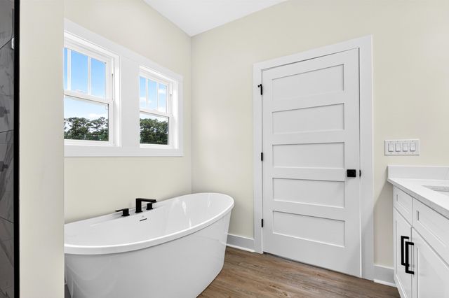 1029 Wachesaw Rd., Murrells Inlet, SC 29576