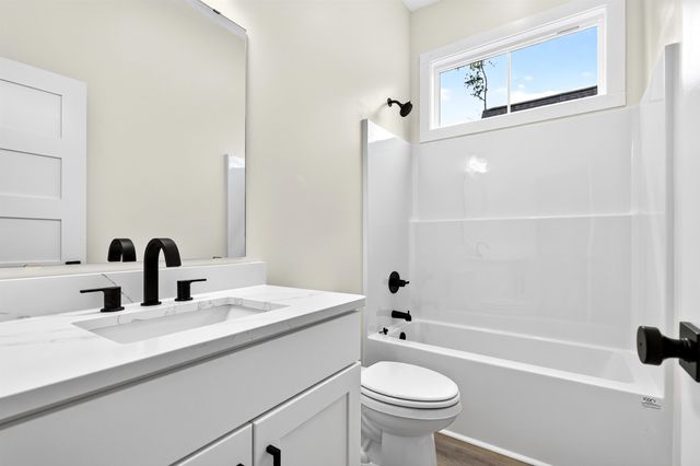 1029 Wachesaw Rd., Murrells Inlet, SC 29576