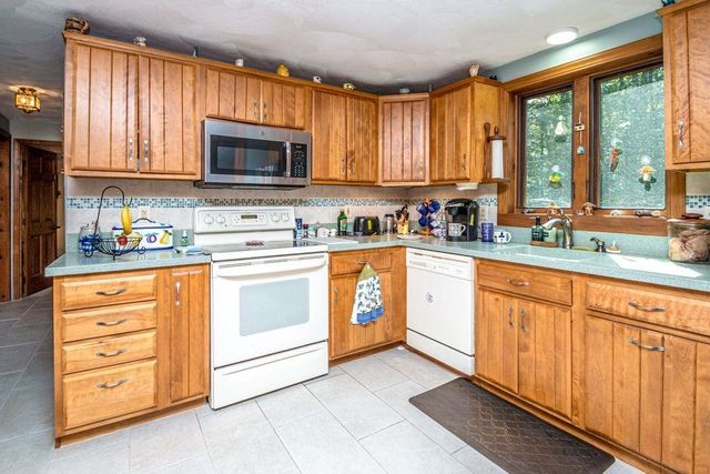 920 Lovell Lake Road, Wakefield, NH 03872