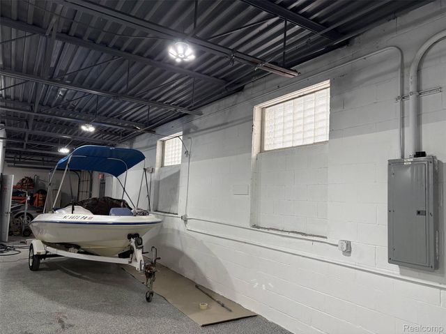 20520 Stephens Street, St. Clair Shores, MI 48080