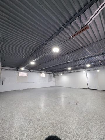 20520 Stephens Street, St. Clair Shores, MI 48080