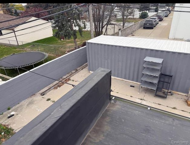 20520 Stephens Street, St. Clair Shores, MI 48080