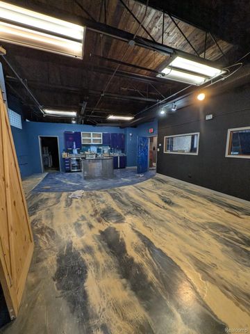 20520 Stephens Street, St. Clair Shores, MI 48080