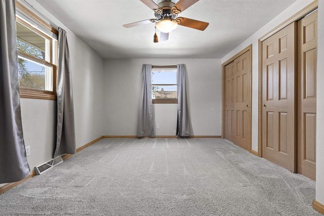 1436 CRESTWOOD DRIVE, Green Bay, WI 54313