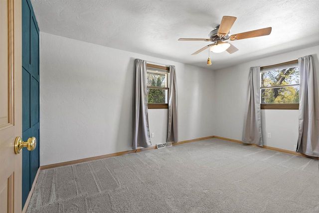 1436 CRESTWOOD DRIVE, Green Bay, WI 54313