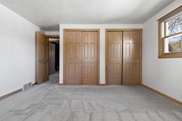 1436 CRESTWOOD DRIVE, Green Bay, WI 54313