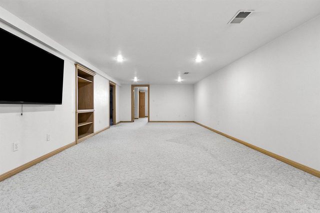 1436 CRESTWOOD DRIVE, Green Bay, WI 54313