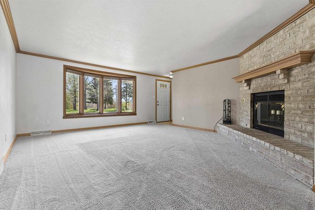 1436 CRESTWOOD DRIVE, Green Bay, WI 54313