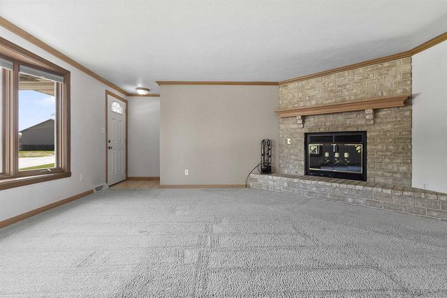 1436 CRESTWOOD DRIVE, Green Bay, WI 54313