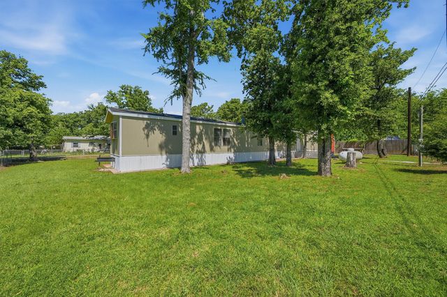 46 George A Green Drive, Gordonville, TX 76245