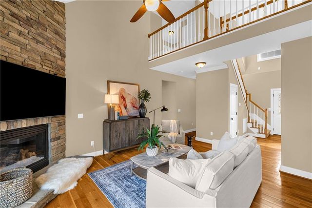 132 Clubmoss Way, Clemmons, NC 27012