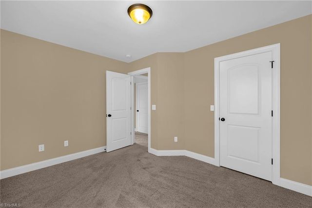 132 Clubmoss Way, Clemmons, NC 27012