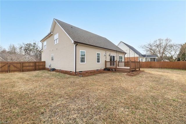 132 Clubmoss Way, Clemmons, NC 27012