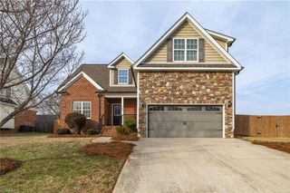 132 Clubmoss Way, Clemmons, NC 27012