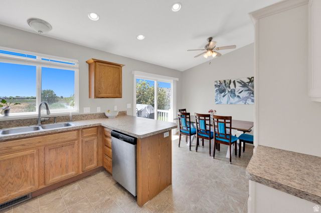 2603 W 2225 S, Syracuse, UT 84075