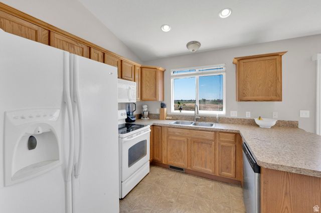 2603 W 2225 S, Syracuse, UT 84075
