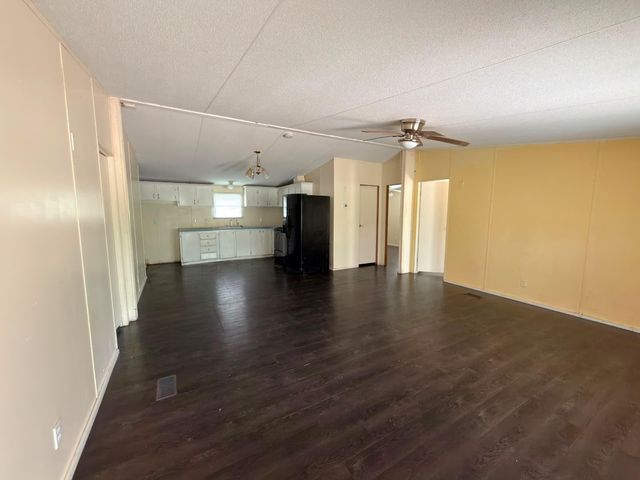 8607 Burleson Manor RD A, Manor, TX 78653