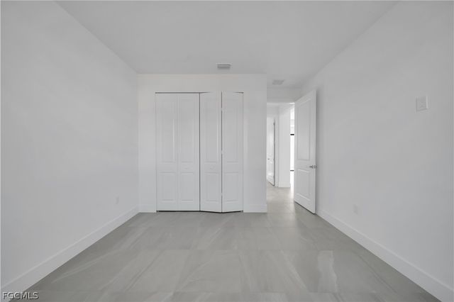 2204 NE 14th PL, Cape Coral, FL 33909