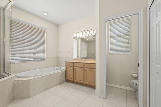 7806 DRAYTON CIRCLE, Bradenton, FL 34201