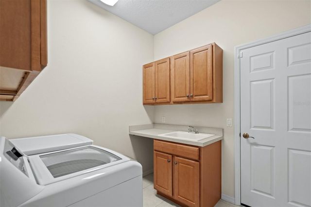 7806 DRAYTON CIRCLE, Bradenton, FL 34201