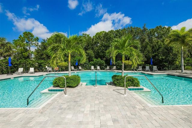 7806 DRAYTON CIRCLE, Bradenton, FL 34201