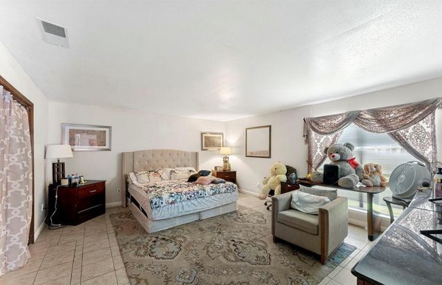 13307 Robinglen Drive, Houston, TX 77083