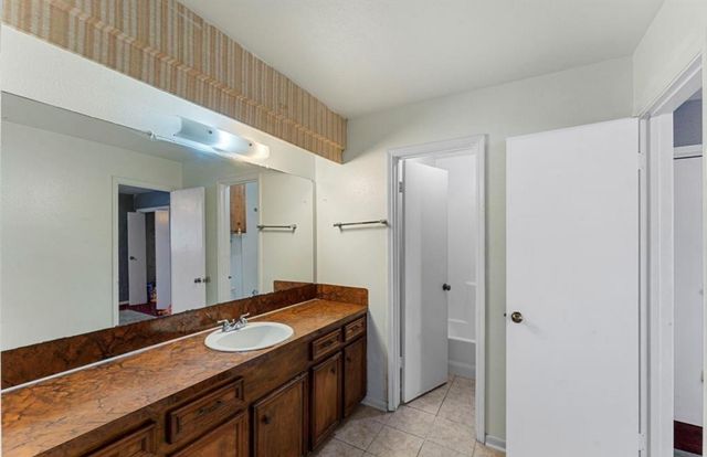 13307 Robinglen Drive, Houston, TX 77083