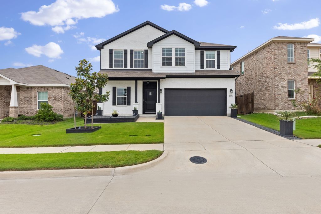 2106 Callahan Drive, Forney, TX 75126