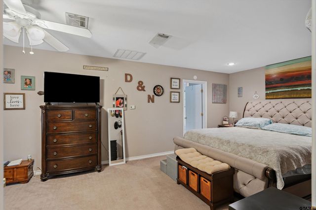 120 Rainbow Cove, Holly Lake Ranch, TX 75765