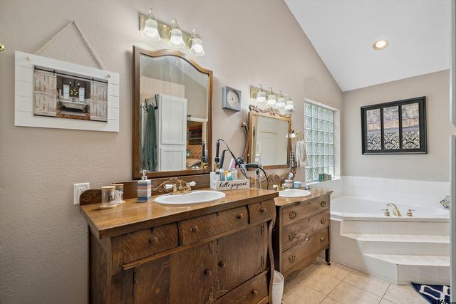 120 Rainbow Cove, Holly Lake Ranch, TX 75765