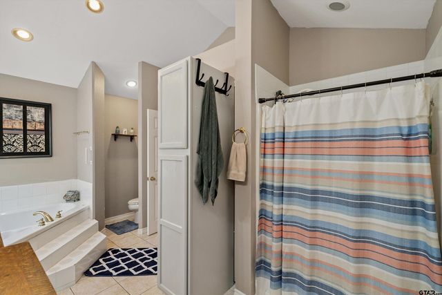 120 Rainbow Cove, Holly Lake Ranch, TX 75765