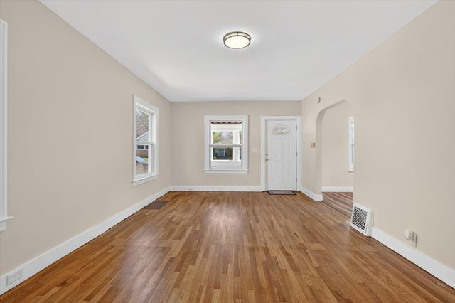 1047 Eastern Avenue NE, Grand Rapids, MI 49503